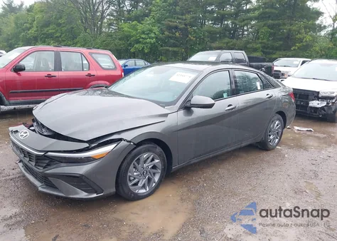 2024 Hyundai Elantra Sel from USA, damaged, VIN KMHLM4DG0RU685165